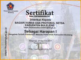 Piagam penghargaan pengelola terbaik subdomain website Pemkab Buleleng 2017