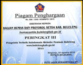 Piagam penghargaan pengelola terbaik subdomain website Pemkab Buleleng 2015